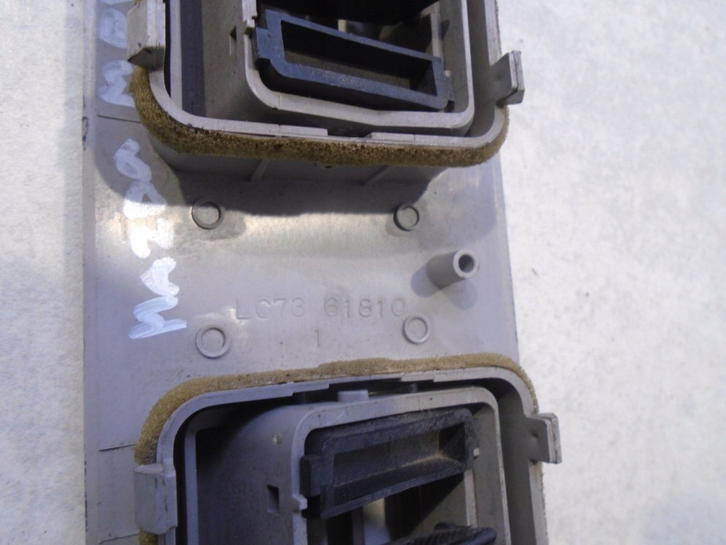 фото №5, Решітка обдув середня mazda mpv ii lc7361810