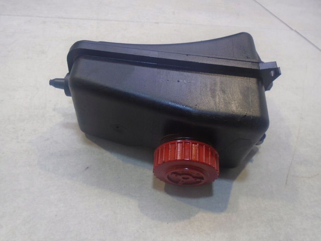 фото №5, Бачок жидкость усилителя peugeot 406 96242473