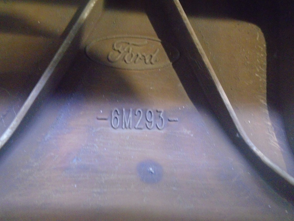 фото №14, Кришка клапанів ford focus 1.4 16v 6m293