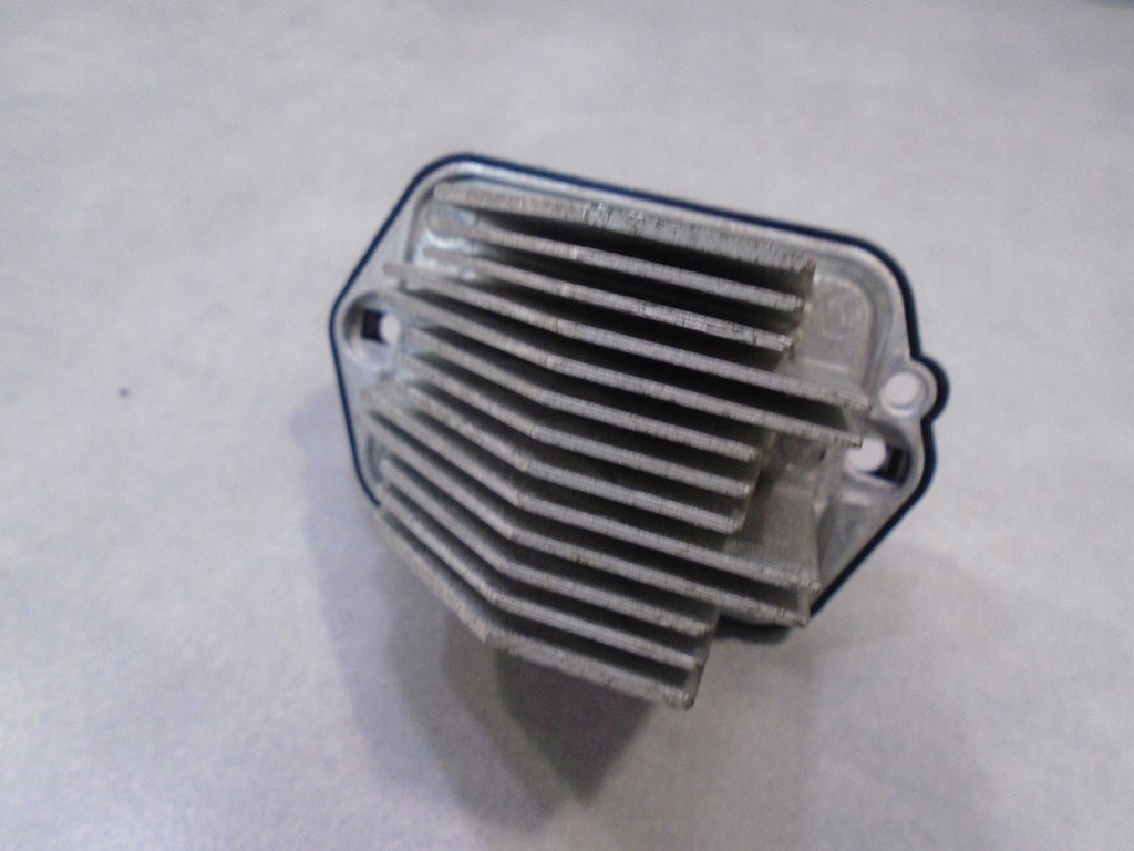 фото №1, Резистор резистор mazda 6 hb180gj6a