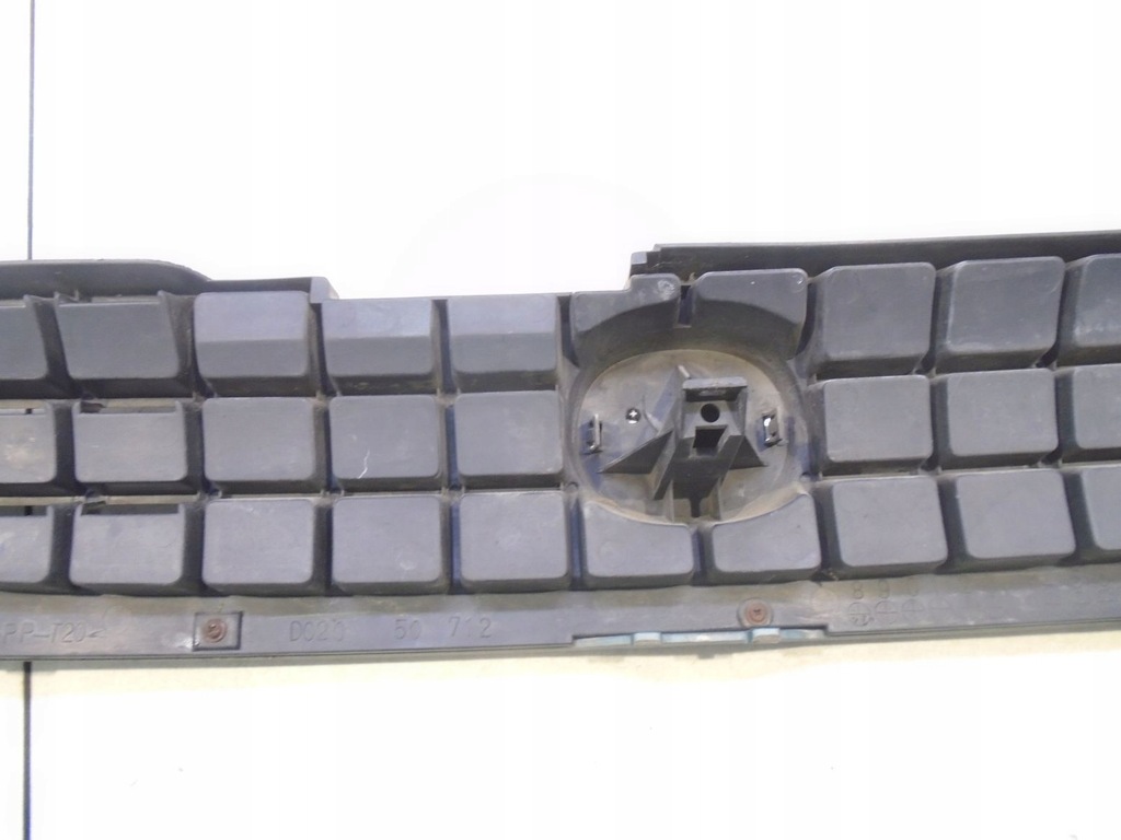 фото №7, Решітка радіатора решітка радіатора радіатора mazda demio i dw