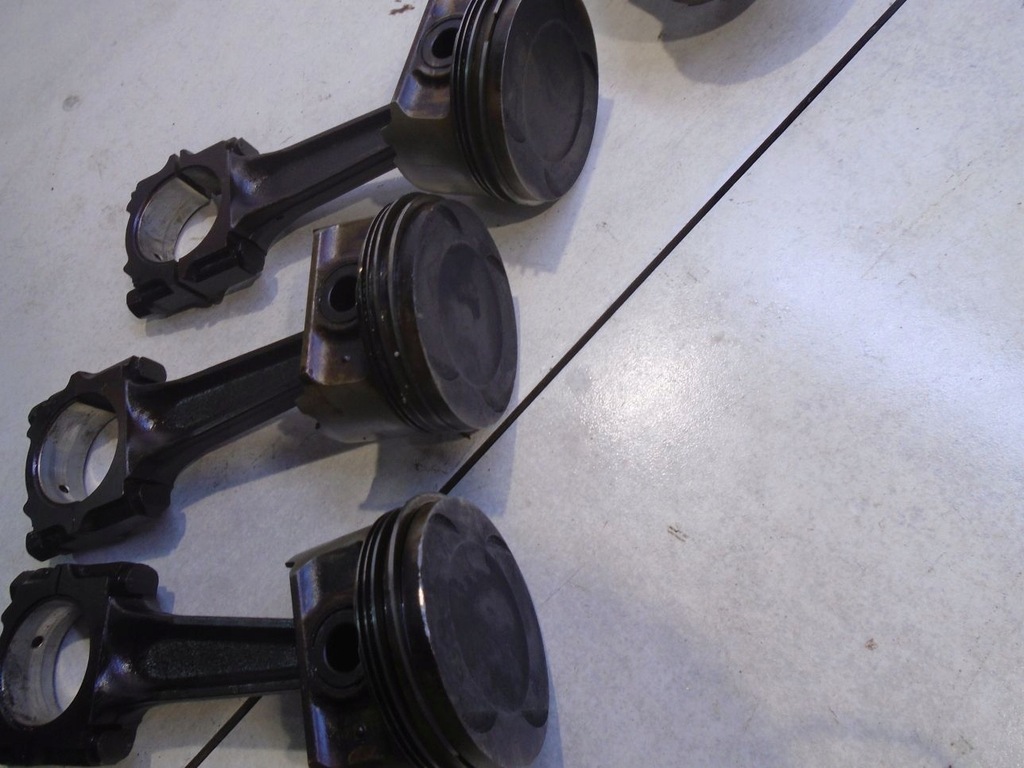 фото №11, Поршень шатун peugeot 406 1.8 16v