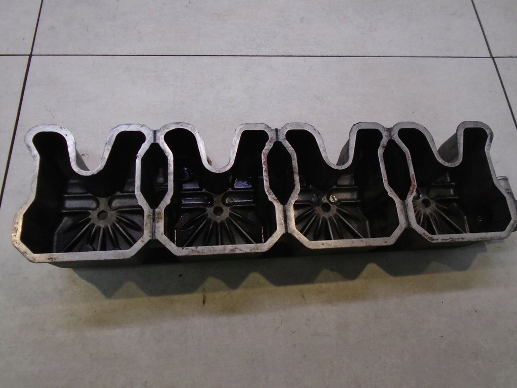 фото №5, Кришка клапанів chrysler voyager iii 2.5 td