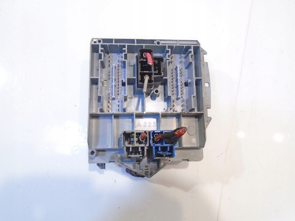 фото №2, Коробка запобіжників alfa romeo 147 46558759