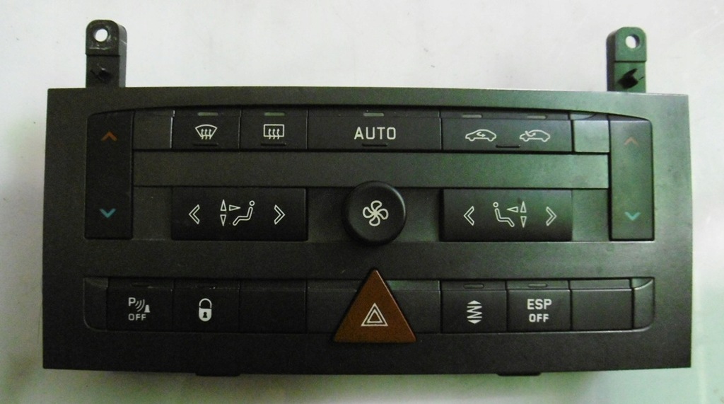 фото №1, Peugeot 407 панель обдув кондиционера 96573322xa