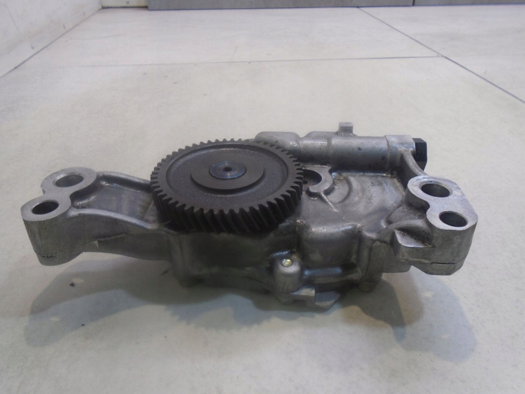 фото №3, Насос оливи mazda mpv 2.5 td