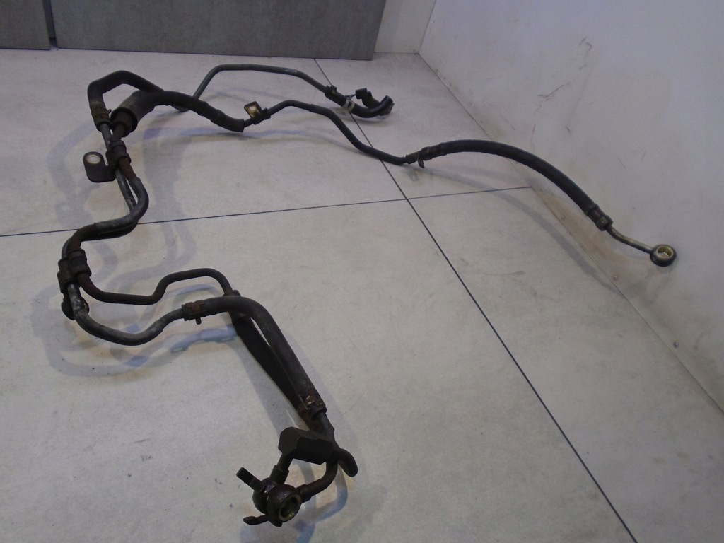 фото №8, Шланг провода усилителя avensis i 2.0 d4d