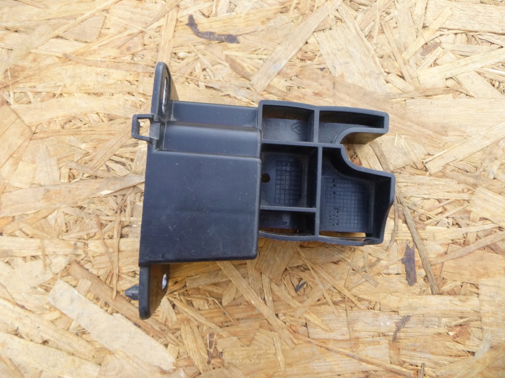 Купить Clio iv captur кронштейн  бампера абсорбер перед правый