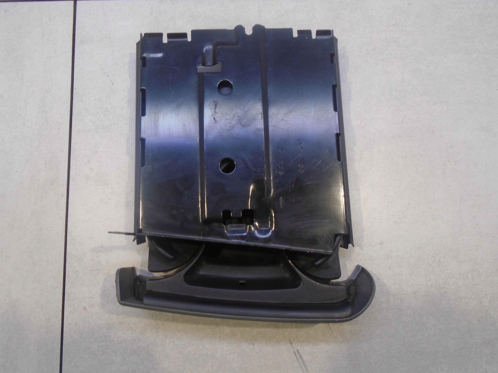 фото №3, Кронштейн na кружки chrysler voyager iv 58622i