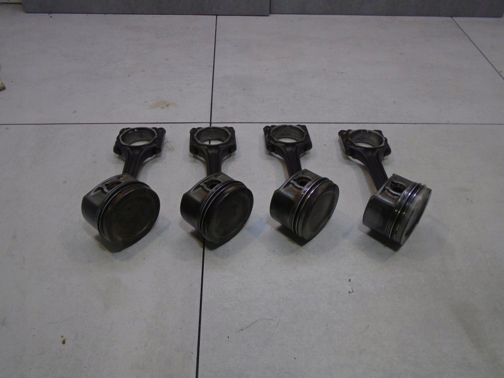 фото №3, Поршень шатун vw golf iv 1.6 058