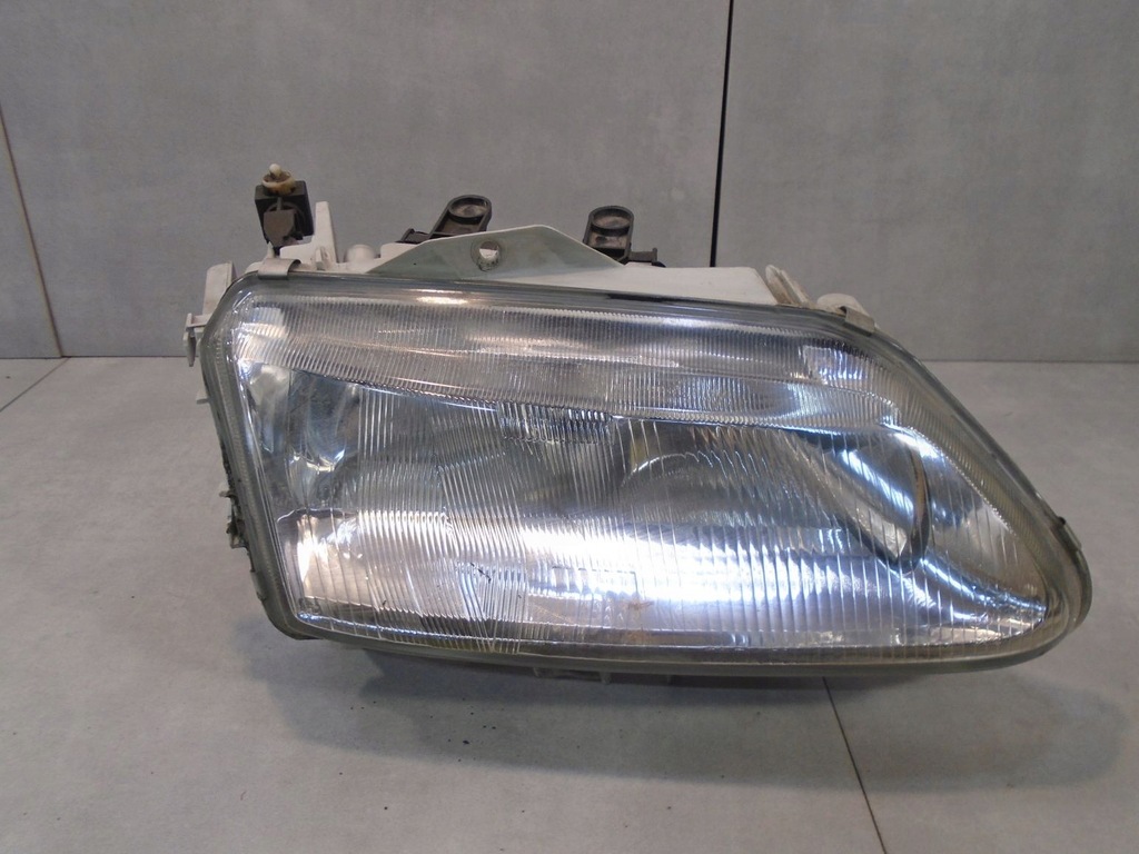 фото №1, Лампа права перед renault espace iii