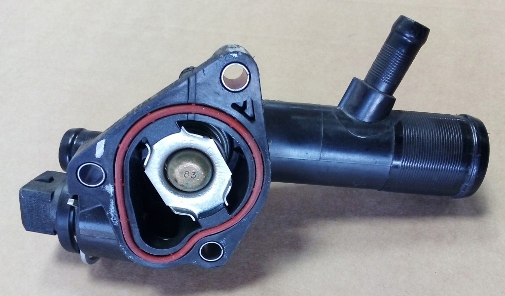 фото №2, Термостат корпус термостата 8200954288 a renault