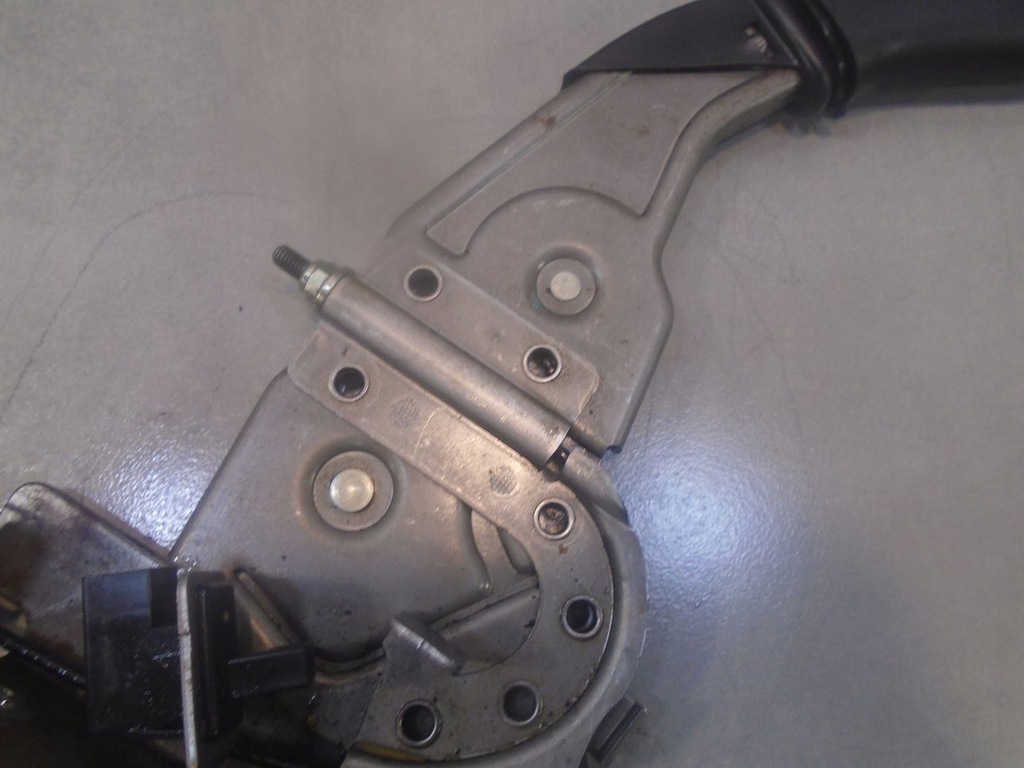 фото №4, Рычаг ручного peugeot 607 3.0 v6