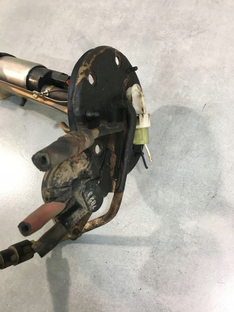 фото №6, Насос пального volvo v40 1.8