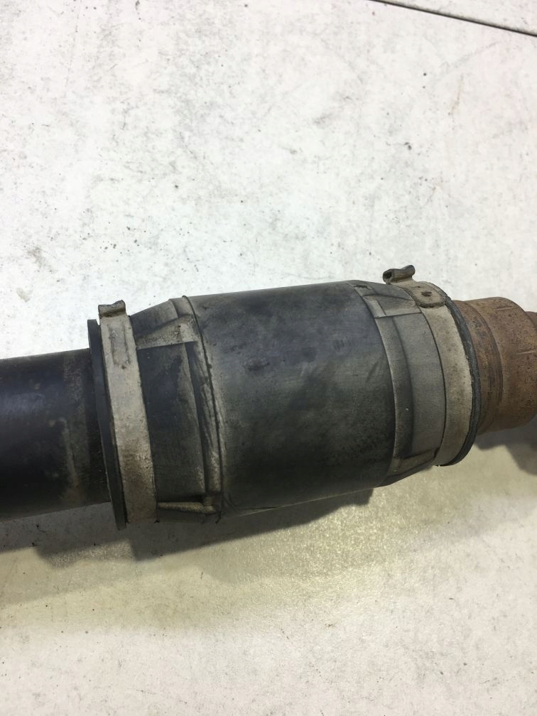 фото №10, Приводной вал правая длинная volvo v40 1.8