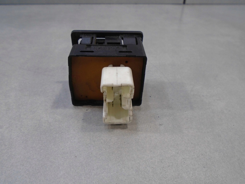 фото №4, Перемикач дзеркал toyota rav4 2.0 16v 183502