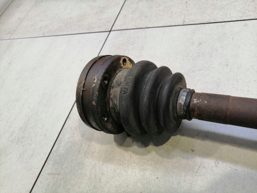 Привідний вал ліва короткий alfa romeo 155 1.6 ts Доставка