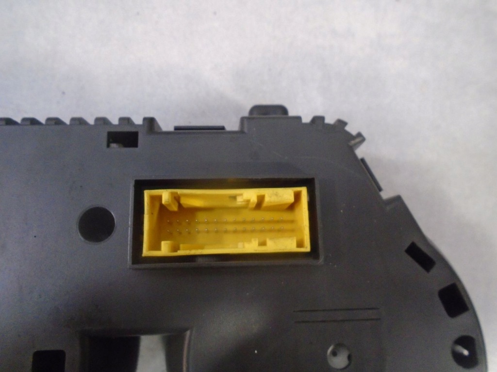 Лічильник прилади citroen c8 2.2 hdi 1496274080 Зі Шроту