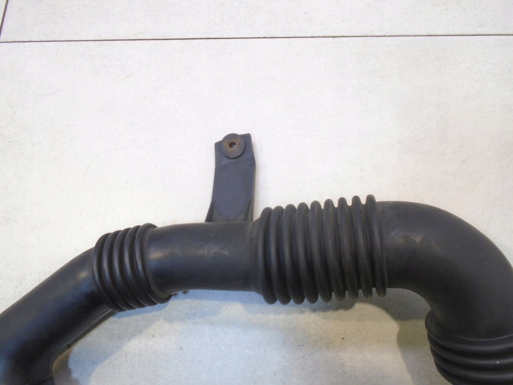 фото №4, Труба воздухозаборник воздуха mazda demio i 1.3 i 16v