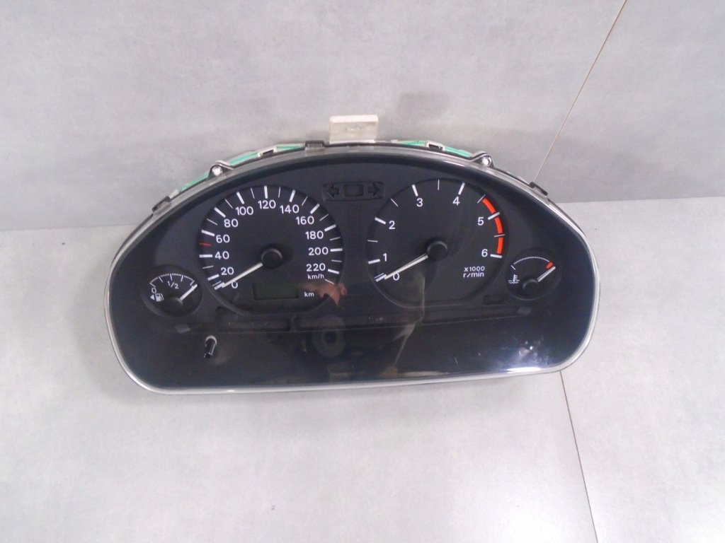 фото №1, Лічильник mitsubishi space star i lift 1.9d mr480209