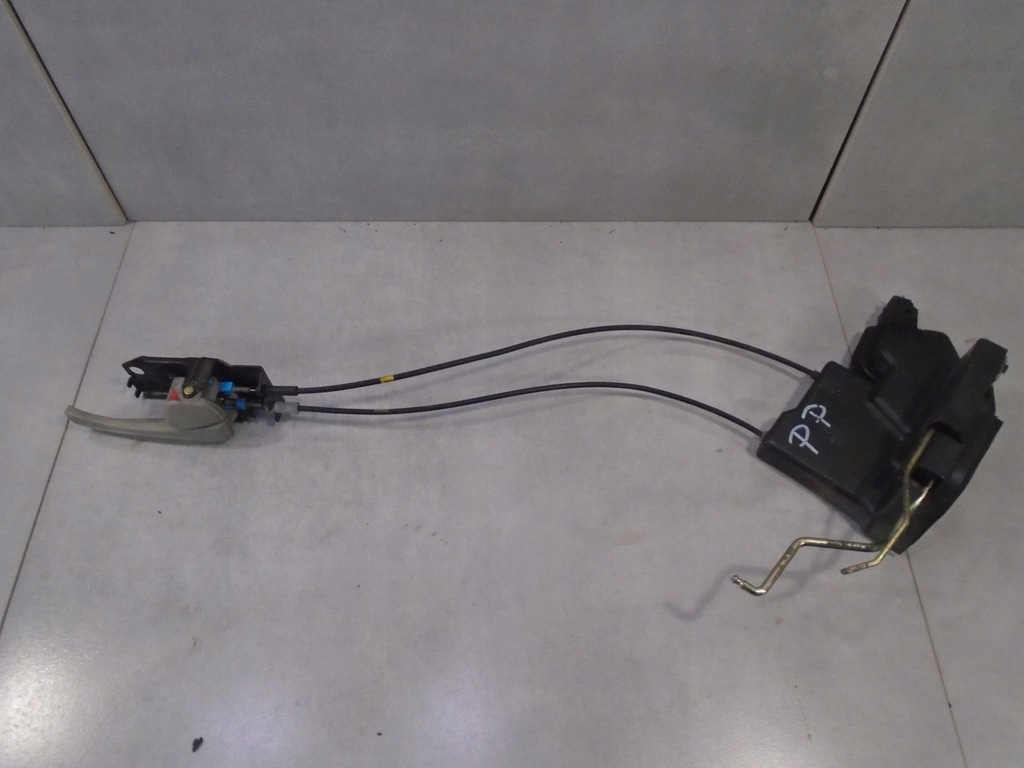 фото №1, Замок дверь с ручка правый перед hyundai trajet