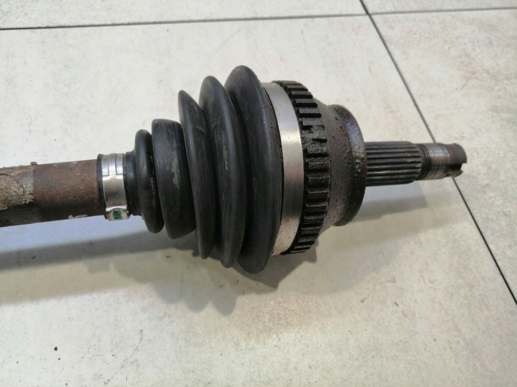 Привідний вал ліва короткий alfa romeo 155 1.6 ts Оригінал