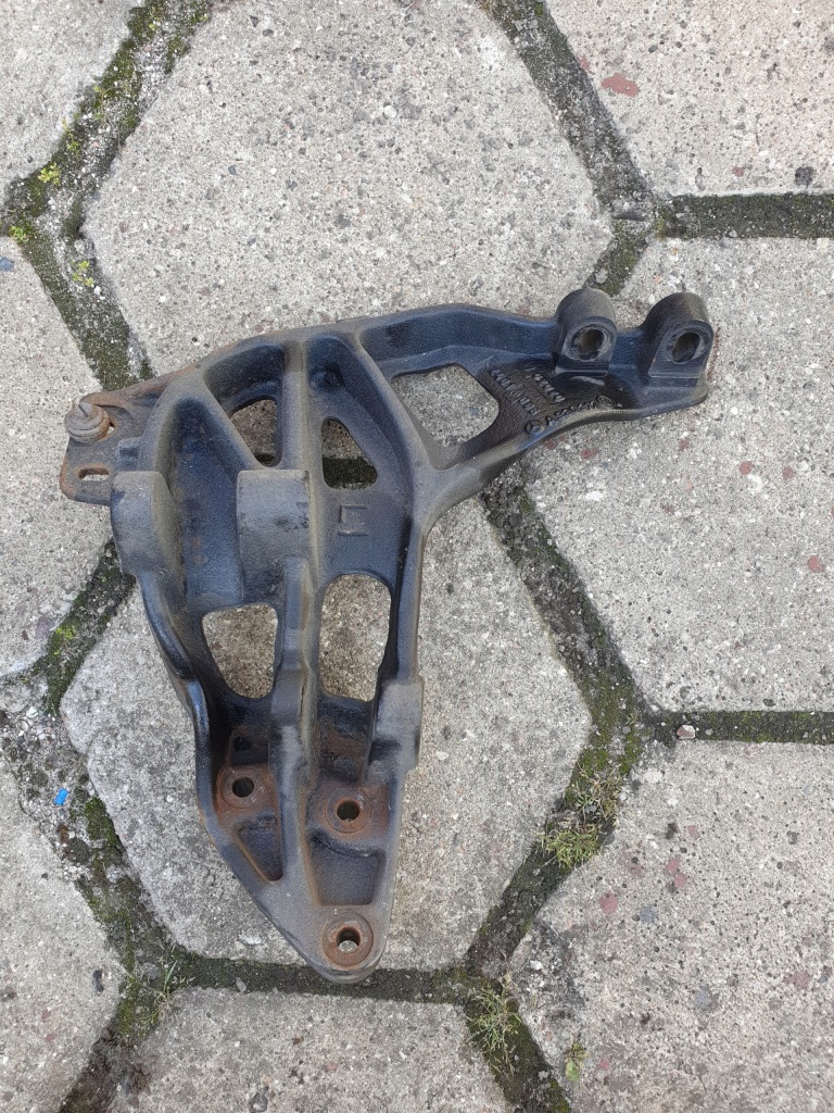 Купити Actros кронштейн основа кабіни кронштейн крила рами