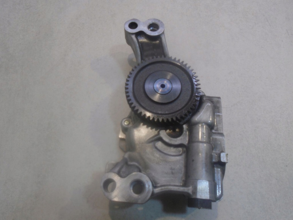 фото №1, Насос оливи mazda mpv 2.5 td