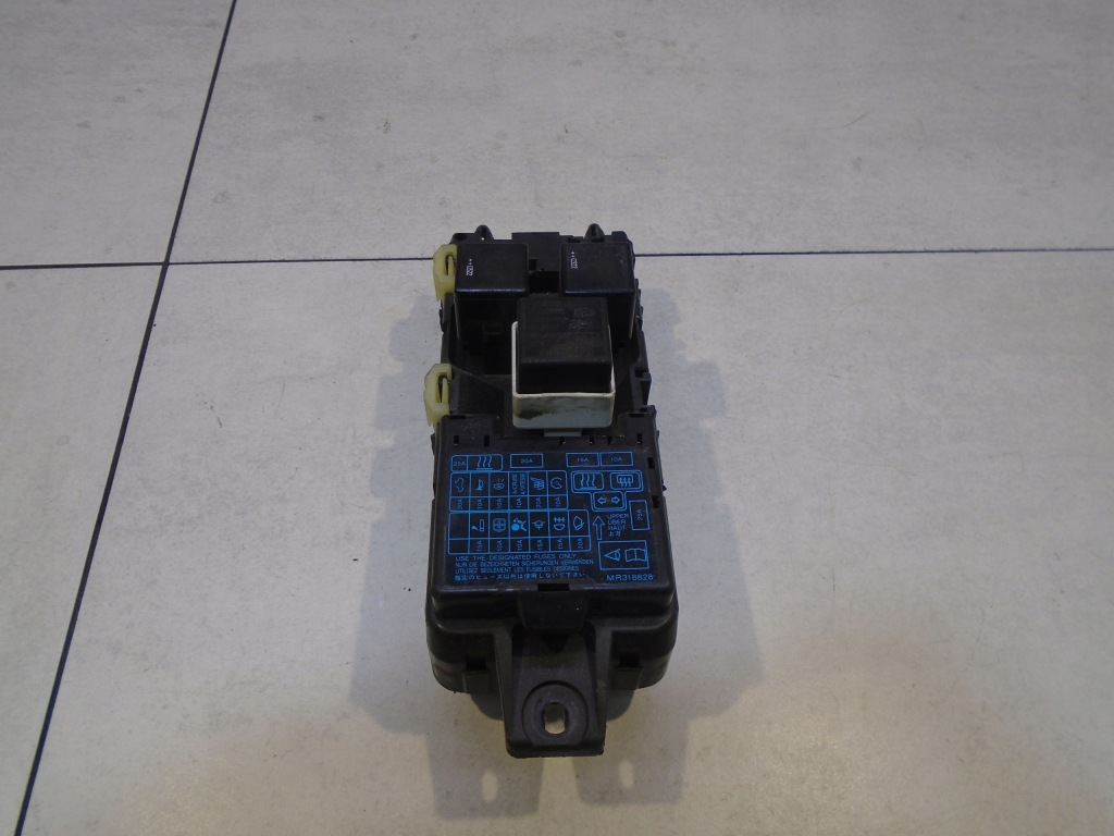 фото №1, Коробка предохранителей spacestar 1.9did mr318828