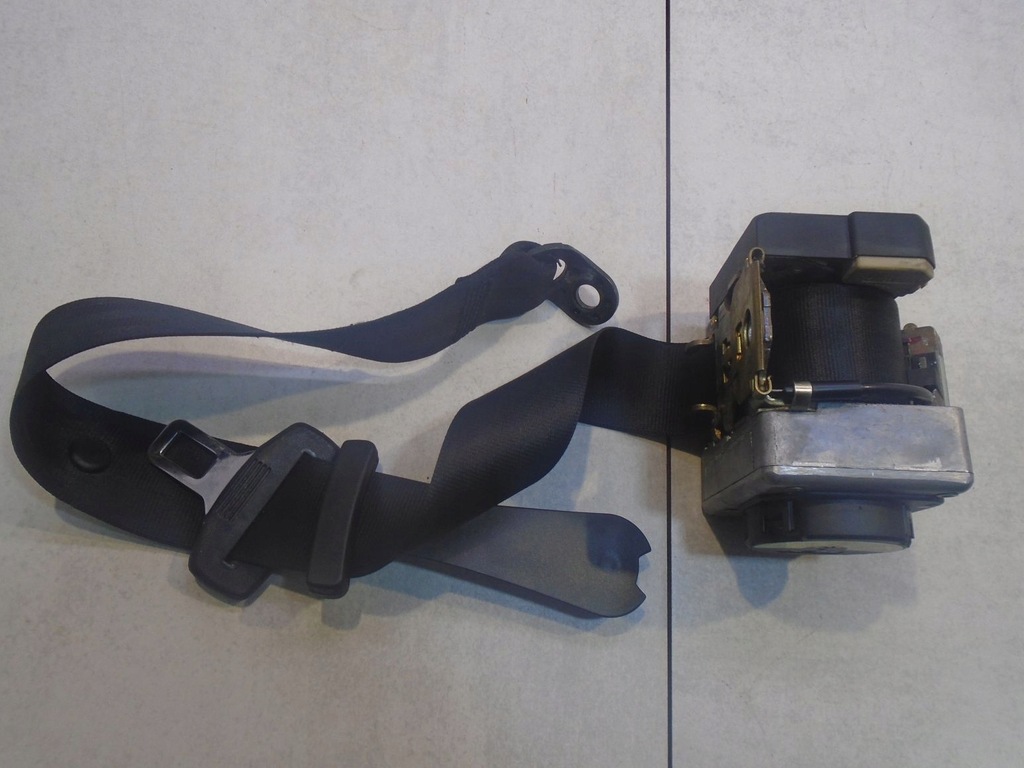 фото №6, Pas безопасности левый задняя vw passat b5 1.9tdi