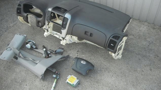 фото №6, Carnival iii 04-14 консоль подушки безопасности ремни