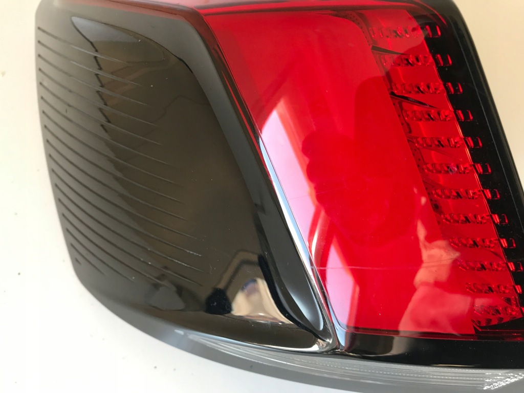 Фара левая задний led peugeot 3008 2 2 Цена