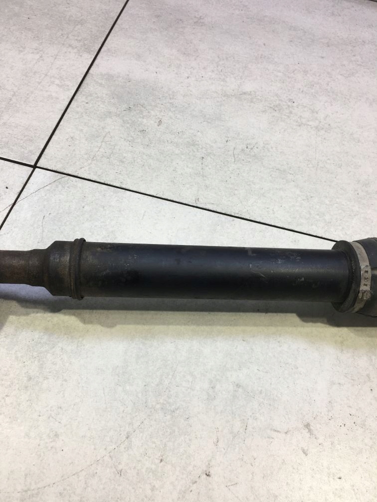 фото №4, Приводной вал правая длинная volvo v40 1.8