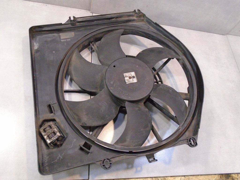 фото №1, Вентилятор радіатора clio ii 1.2 7700836311