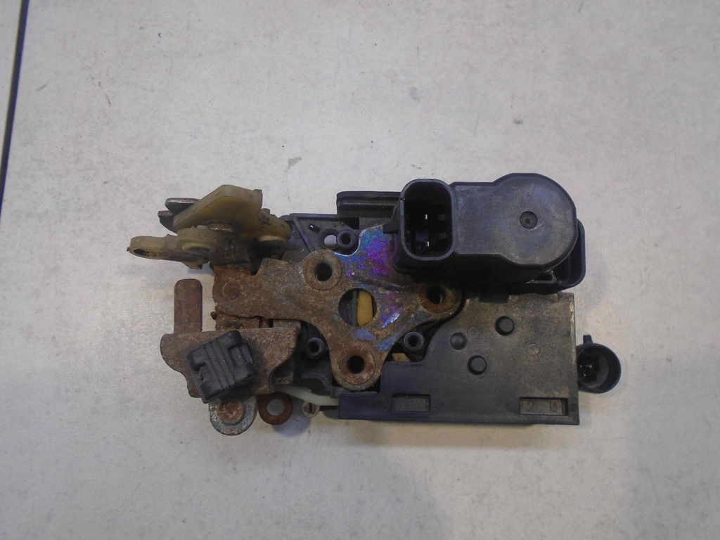 фото №3, Замок дверь левый перед alfa romeo 156 2pin 3pin