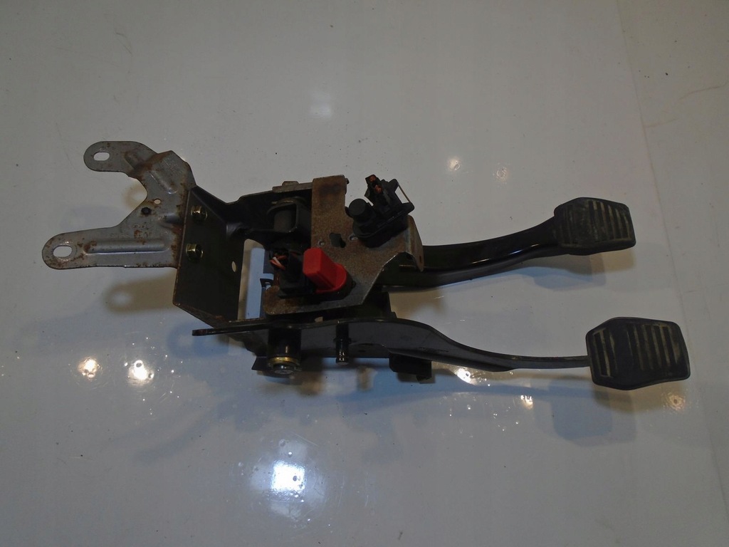 фото №4, Педаль гальма i зчеплення ford cougar 97bg2455aa