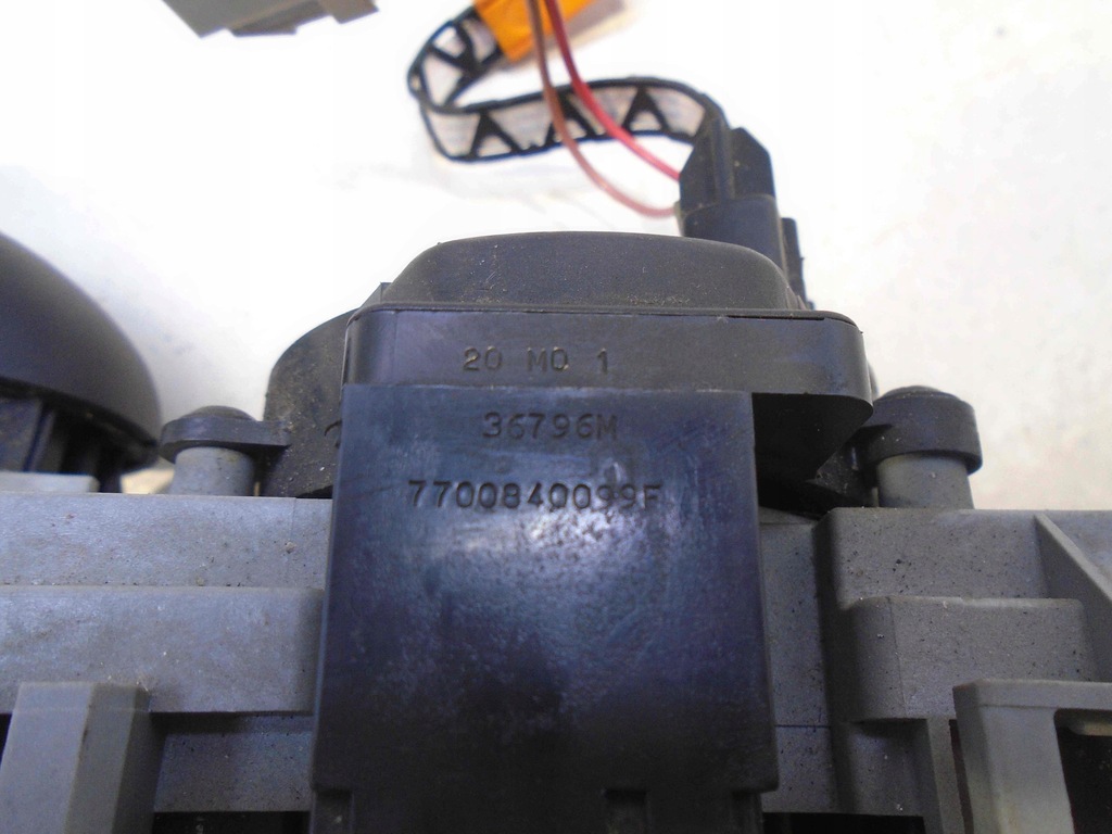 фото №9, Перемикач комбінований scenic i lift v7700428202