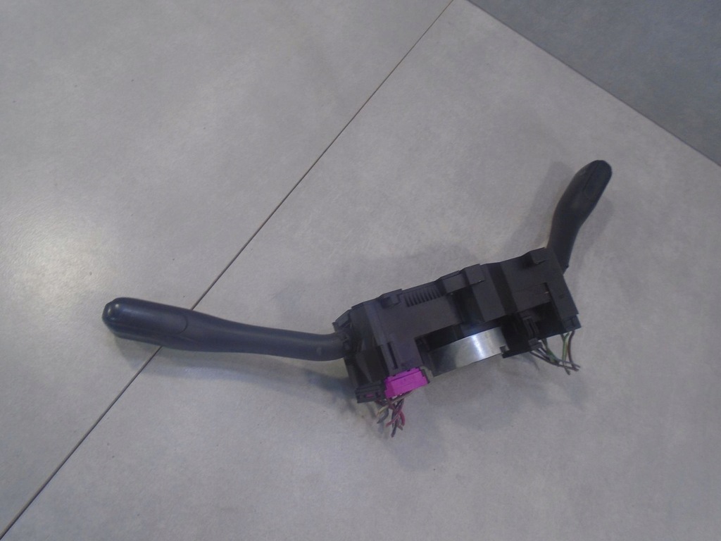 фото №5, Переключатель комбинированный skoda fabia 1.4 3b0953503f