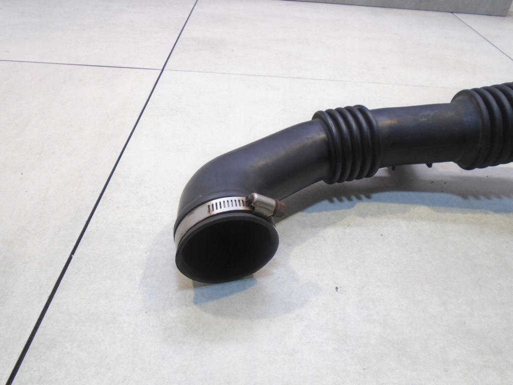 фото №2, Труба воздухозаборник воздуха mazda demio i 1.3 i 16v