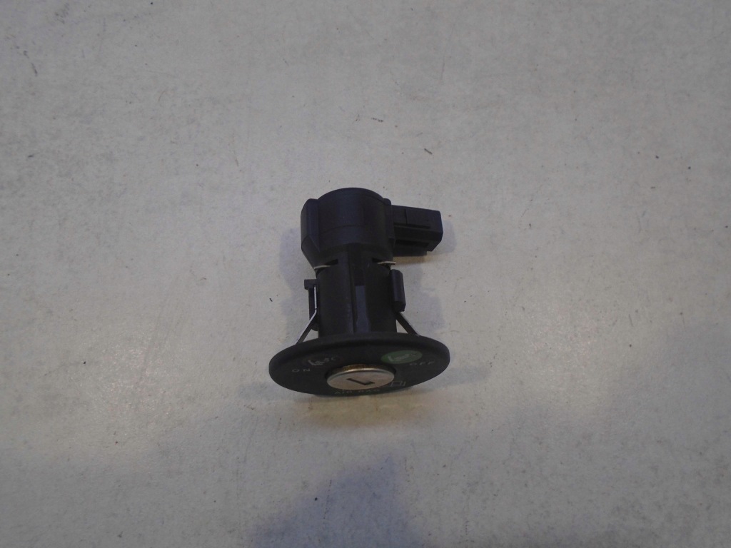 фото №1, Переключатель подушек alfa romeo 147 1.6 46480451