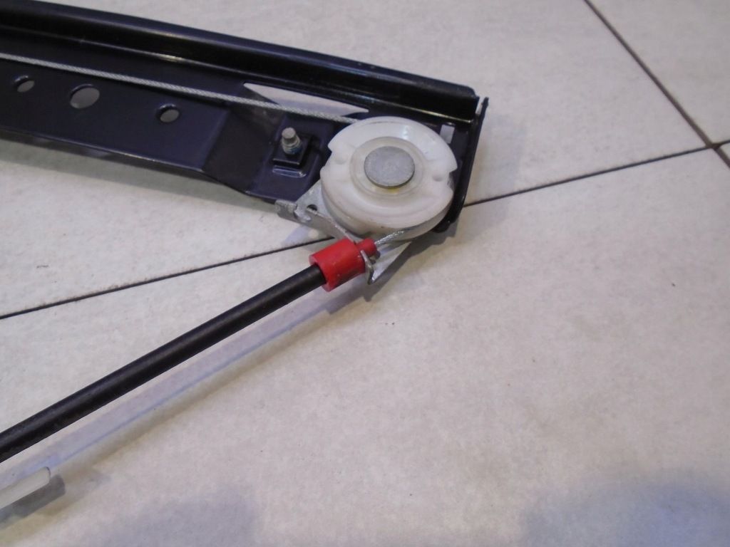 фото №7, Механізм скло правий задня galaxy mk3 6m21u27000