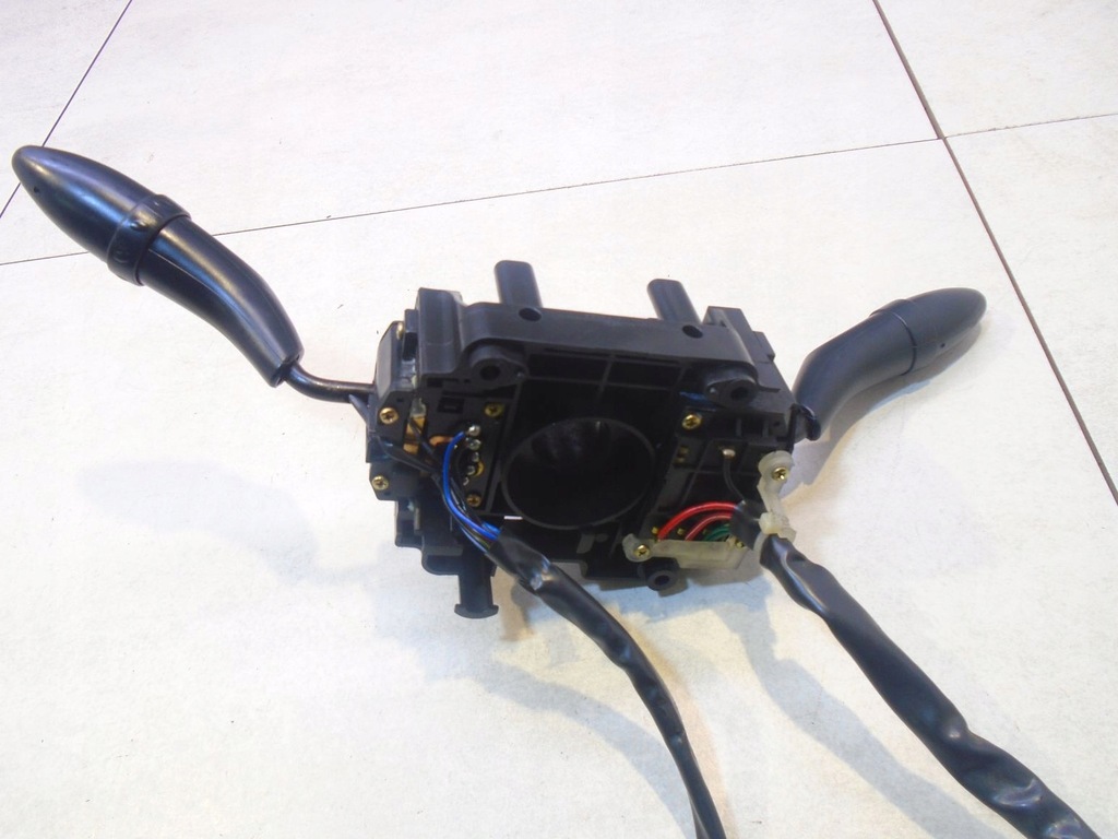 фото №4, Переключатель комбинированный hyundai coupe i 93400-27100