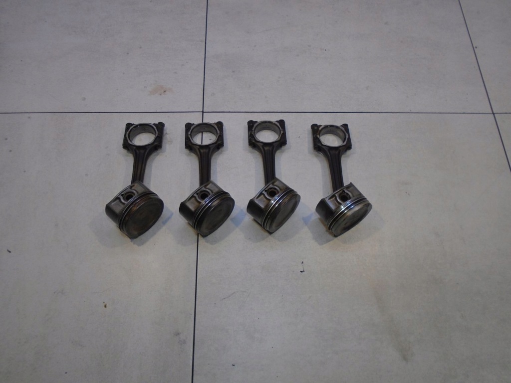 фото №4, Поршень шатун vw golf iv 1.6 058