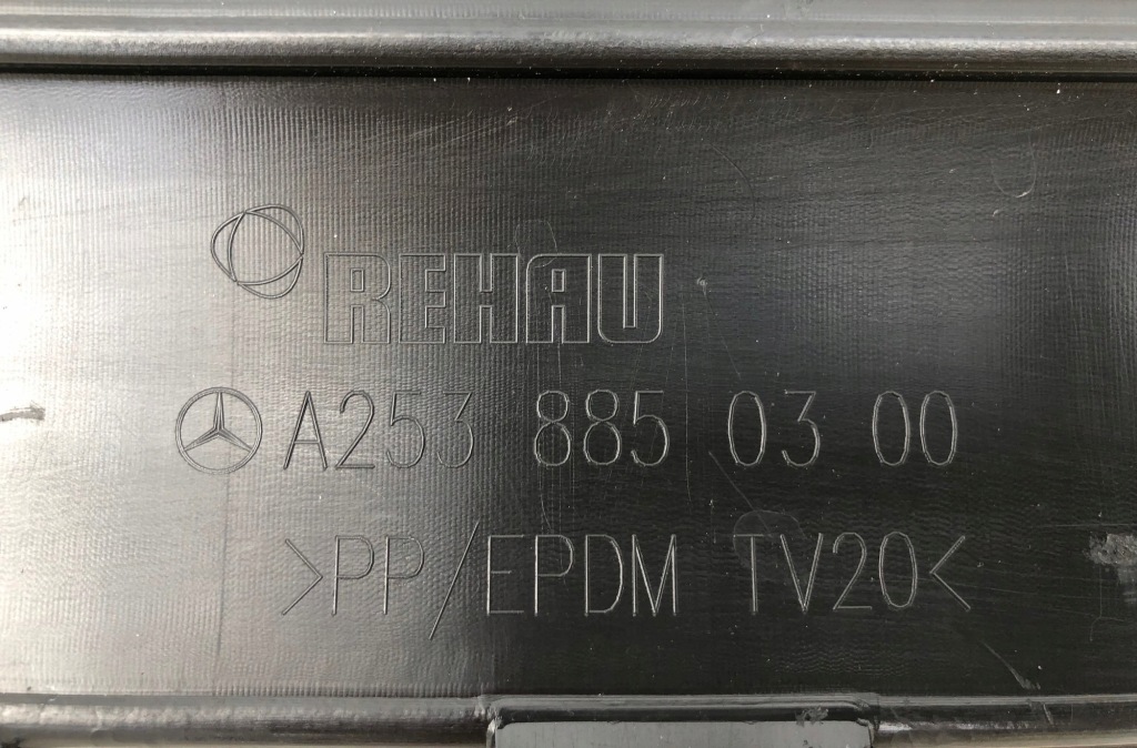 Mercedes glc w253 спойлер бампера задній оригінал Ціна