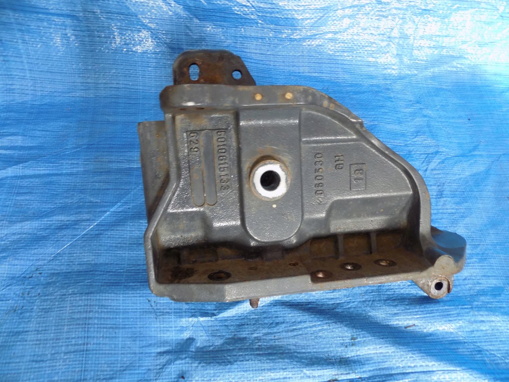 фото №1, Кронштейн основание рессора правая renault premium 440dxi