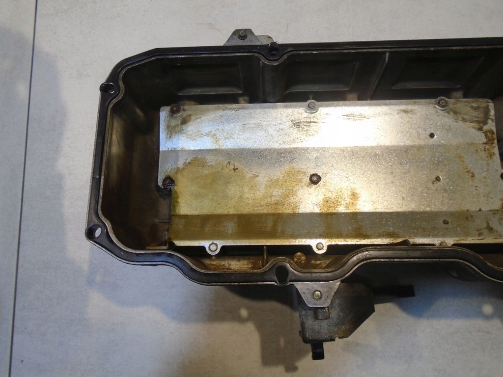 фото №7, Кришка клапанів ford maverick i 2.4b 12v