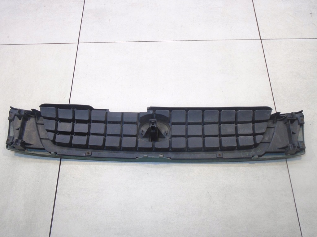 фото №5, Решітка радіатора решітка радіатора радіатора mazda demio i dw