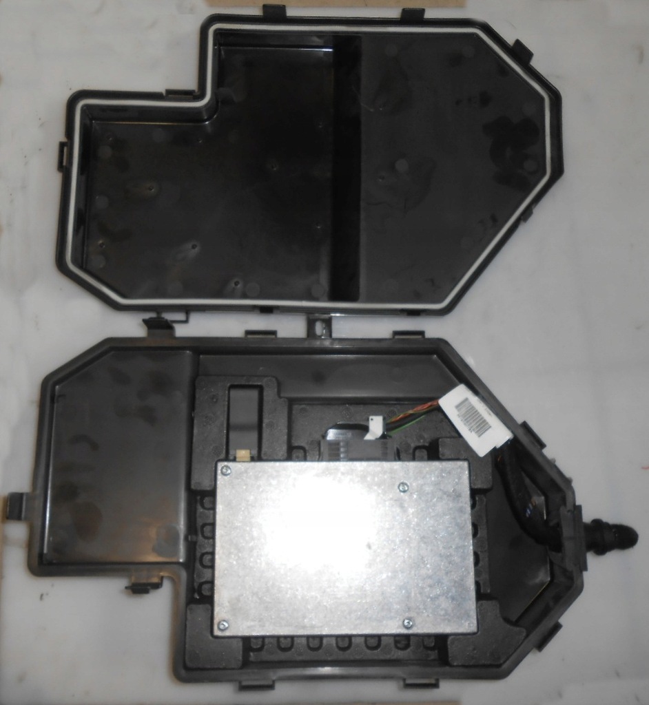 фото №1, Audi a4 b7 04-08 модуль bluetooth 8p0862335m