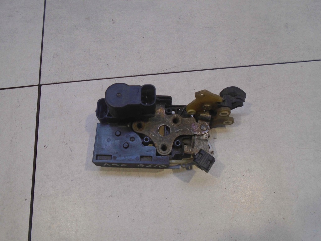 фото №1, Замок дверь правый перед alfa romeo 156 2pin 3 pin