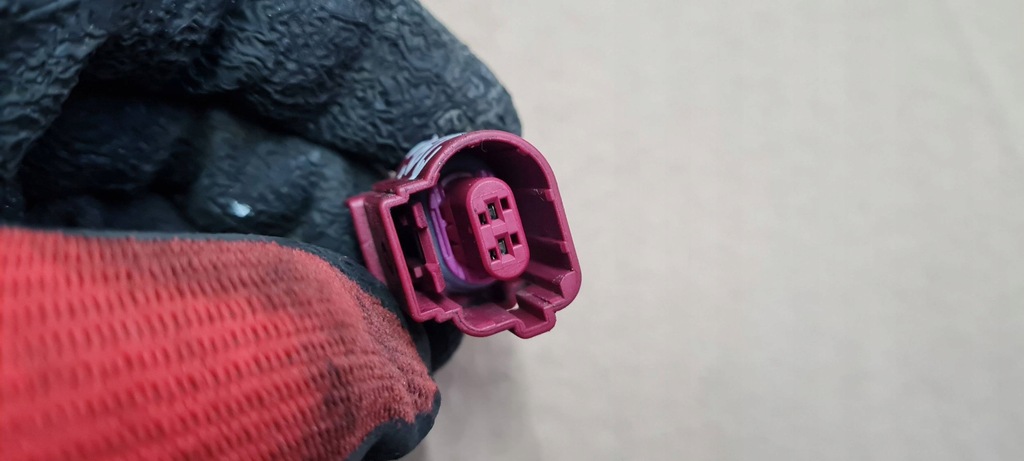 фото №6, A5 8w штекер колодка 8k0973702b 2pin 8w q5 a6 a4 b9 8w